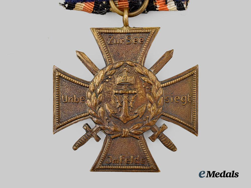 germany,_weimar_republic._a_flanders_cross,_with_campaign_clasps___m_n_c6475