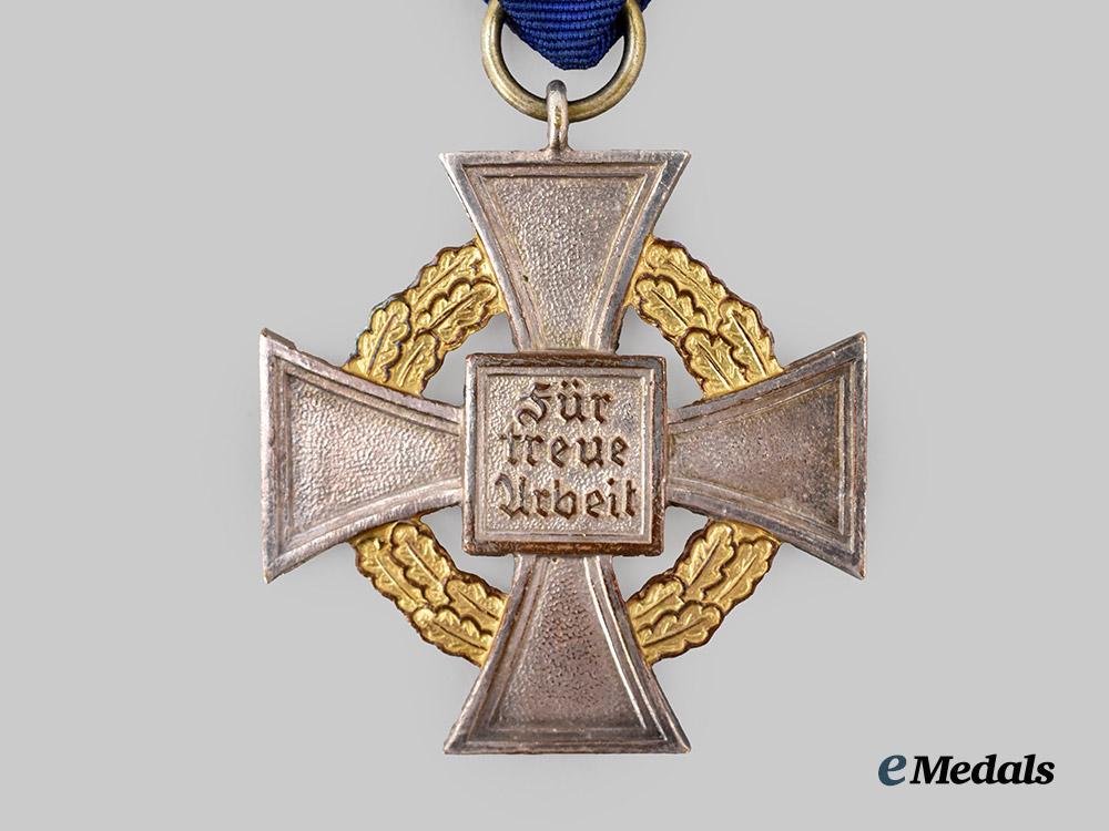 germany,_third_reich._a_civil_service_long_service_award,_special_grade_for50_years___m_n_c6497