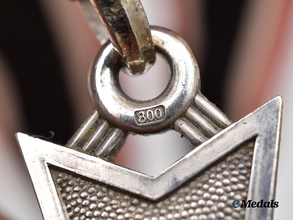 germany,_federal_republic._a_knight’s_cross_of_the_war_merit_cross_without_swords,1957_version___m_n_c6506