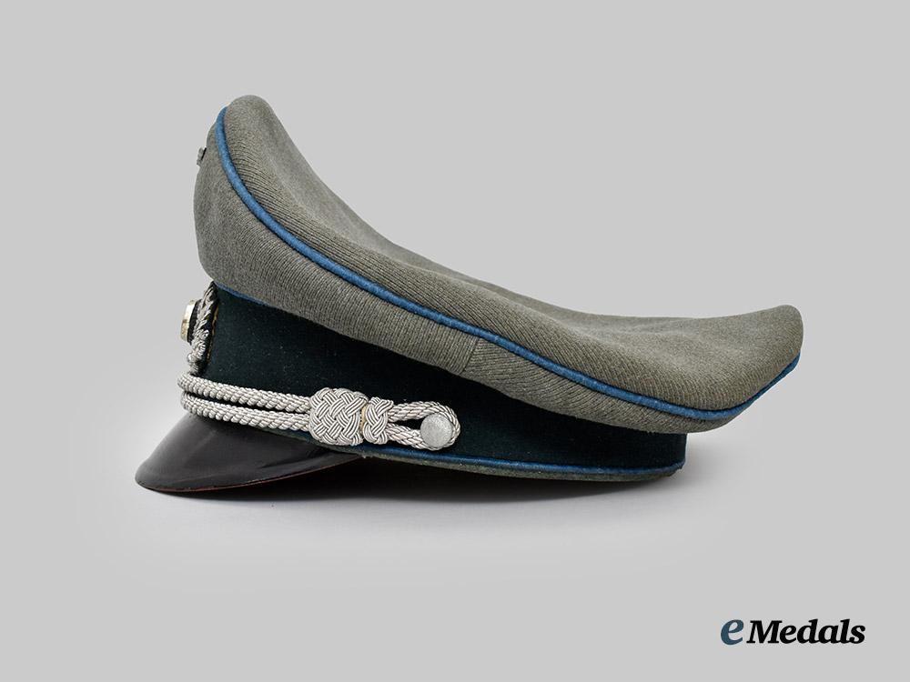 germany,_heer._a_transport_and_supply_troops_officer’s_visor_cap___m_n_c6547
