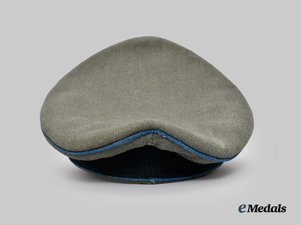 germany,_heer._a_transport_and_supply_troops_officer’s_visor_cap___m_n_c6548