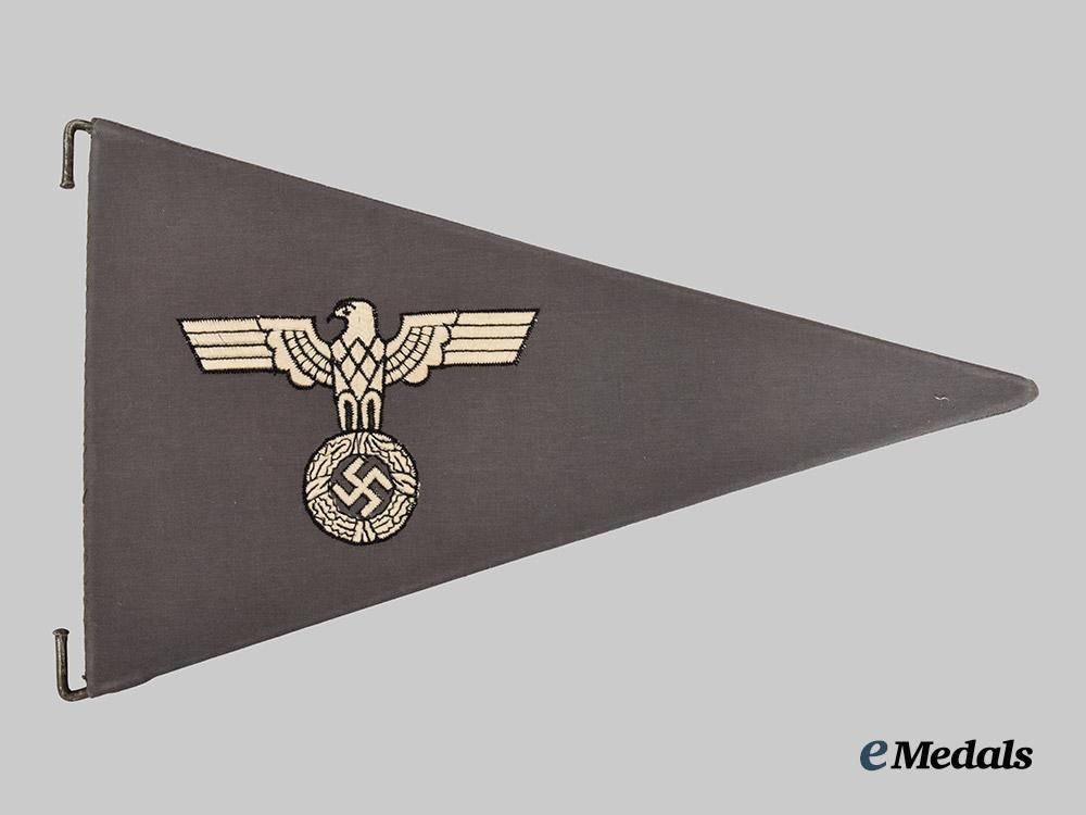 germany,_heer._an_officer’s_staff_car_pennant,_early_variant___m_n_c6574