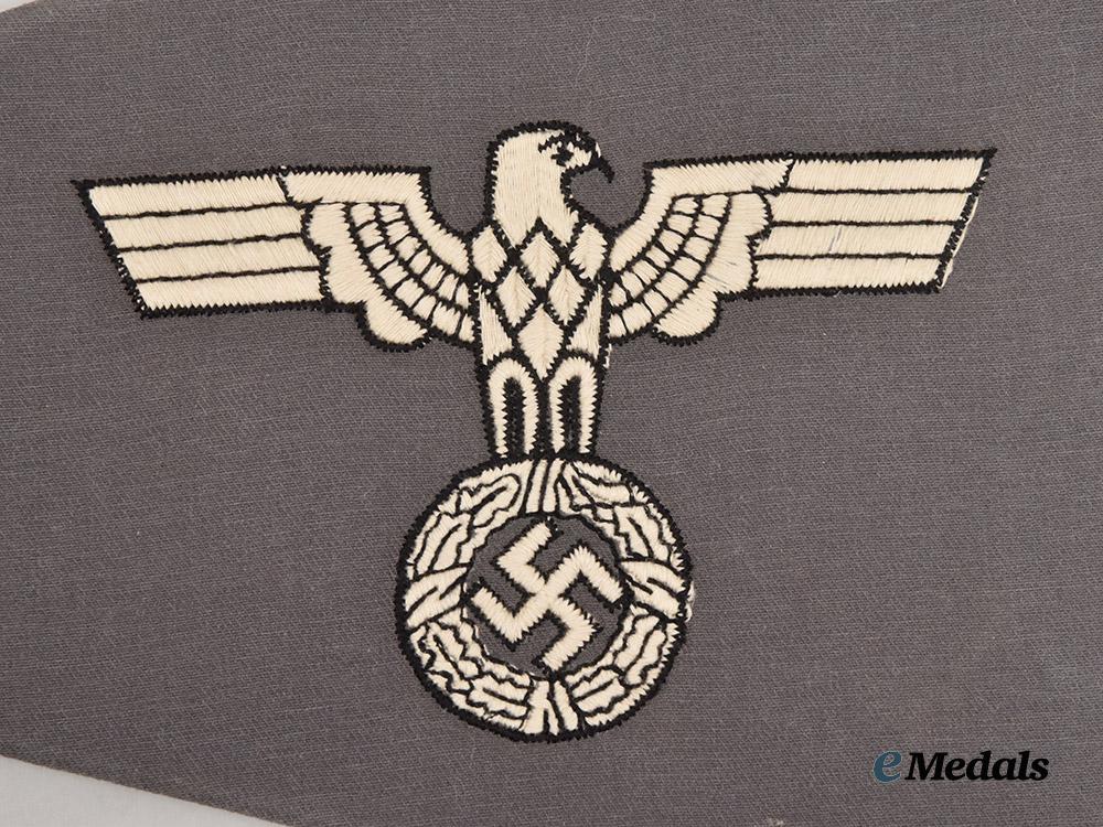 germany,_heer._an_officer’s_staff_car_pennant,_early_variant___m_n_c6577