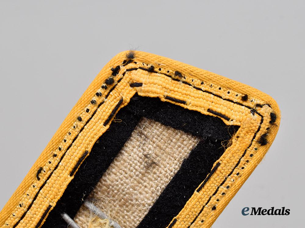 germany,_heer._a_set_of_collar_tabs_for_armoured_reconnaissance_personnel___m_n_c6588