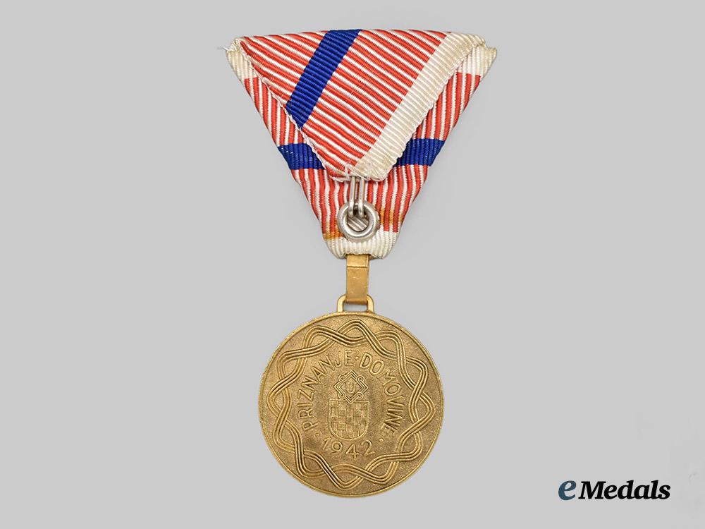 croatia,_independent_state._a_wound_medal_for_one_wound,_gold_grade___m_n_c6623