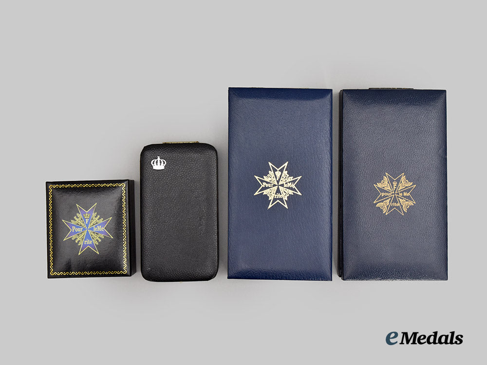 germany,_federal_republic._a_lot_of_pour_le_mérite_collector_exhibition_examples___m_n_c6709