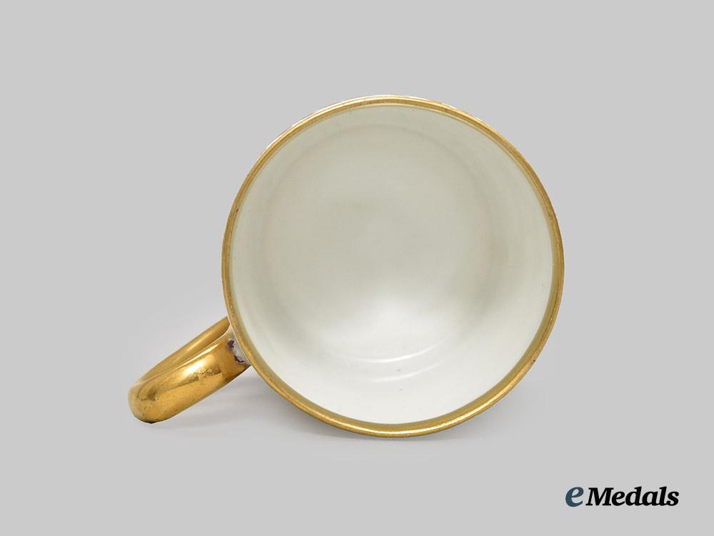 germany,_imperial._a_miniature_first_world_war_patriotic_cup,_by_carl_tielsch&_co.___m_n_c6763