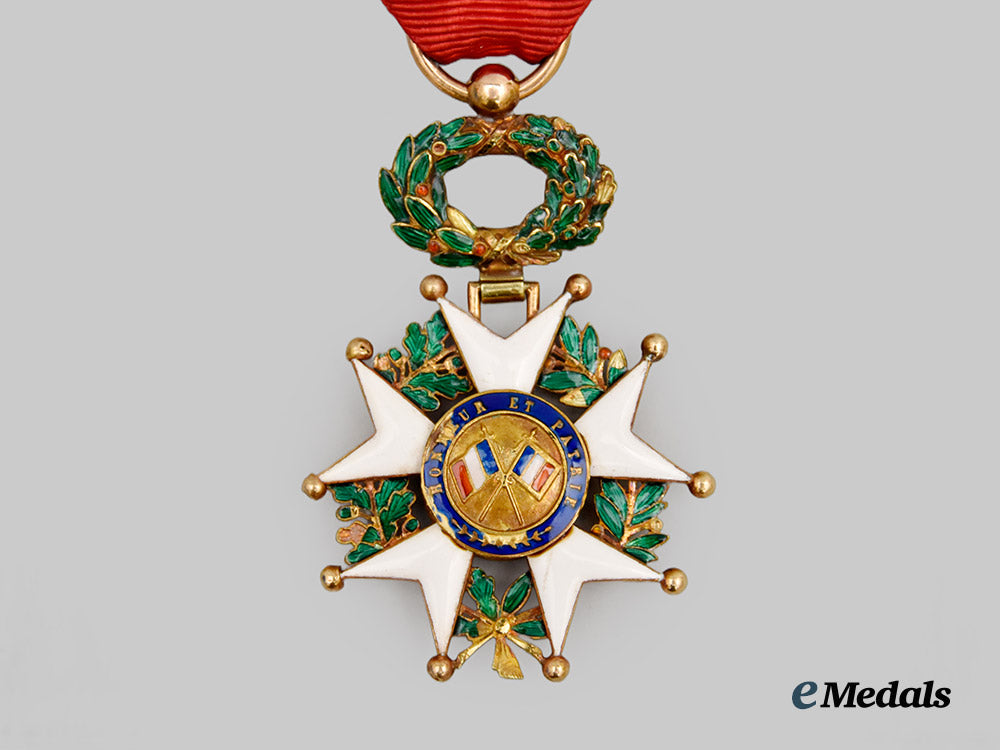 france,_third_republic._a_legion_of_honour_in_gold,_officer’s_cross,_v_i_i_type,_c.1915___m_n_c6769