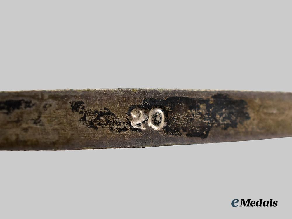 germany,_wehrmacht._a_german_cross_in_gold,_light_version,_by_c._f._zimmermann___m_n_c6822