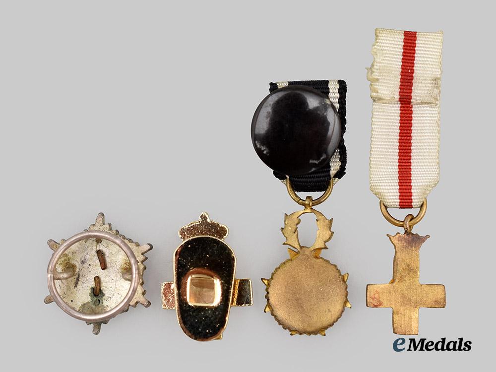 spain,_kingdom._a_lot_of_four_miniatures___m_n_c6856