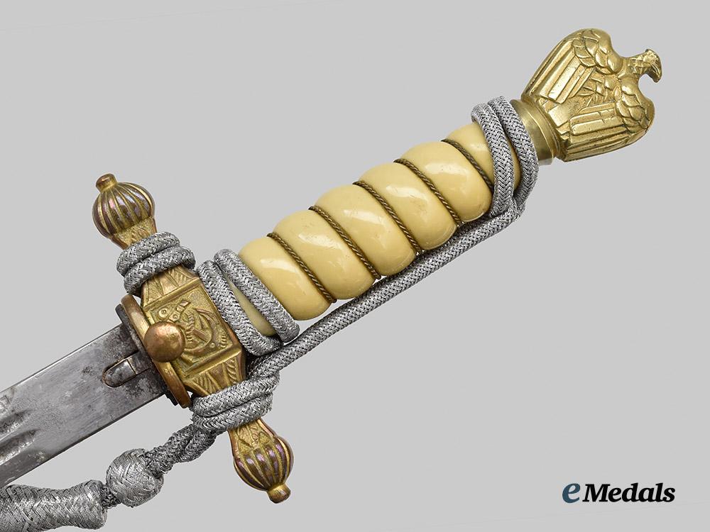 germany,_kriegsmarine._an_officer’s_dress_dagger,_by_e.&_f._hörster___m_n_c6889