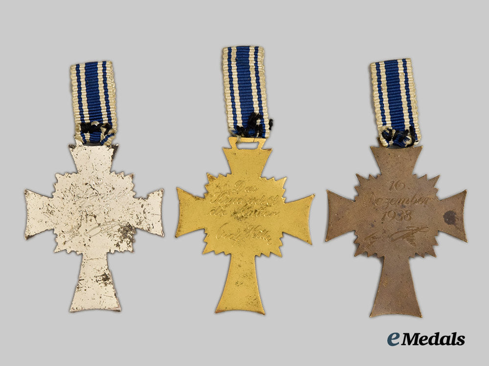 germany,_third_reich._a_mixed_lot_of_honour_crosses_of_the_german_mother,_all_grades___m_n_c6894