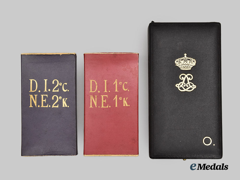 belgium,_kingdom._a_lot_of_three_orders_and_decorations___m_n_c6894