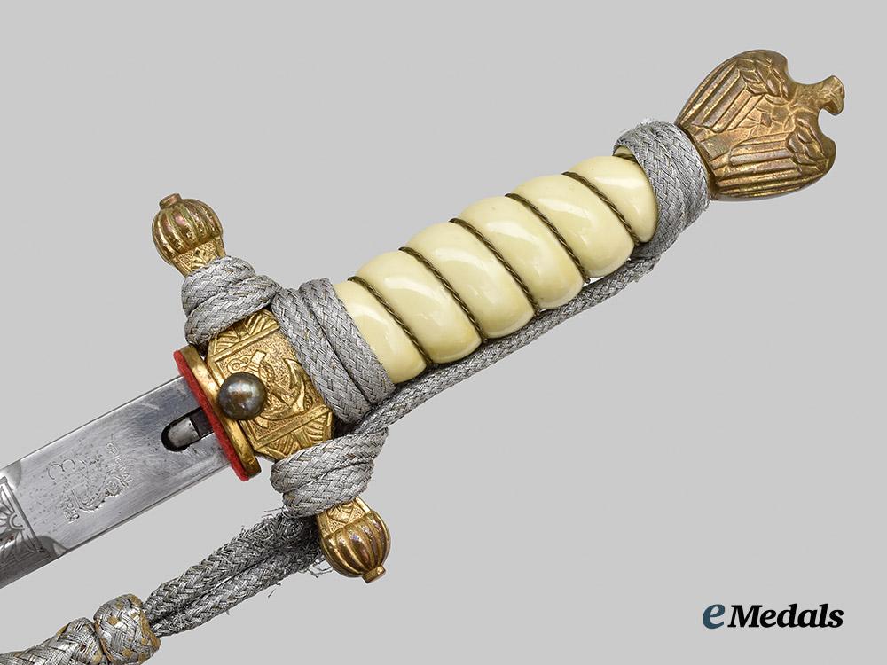 germany,_kriegsmarine._an_officer’s_dress_dagger,_by_carl_eickhorn___m_n_c6895