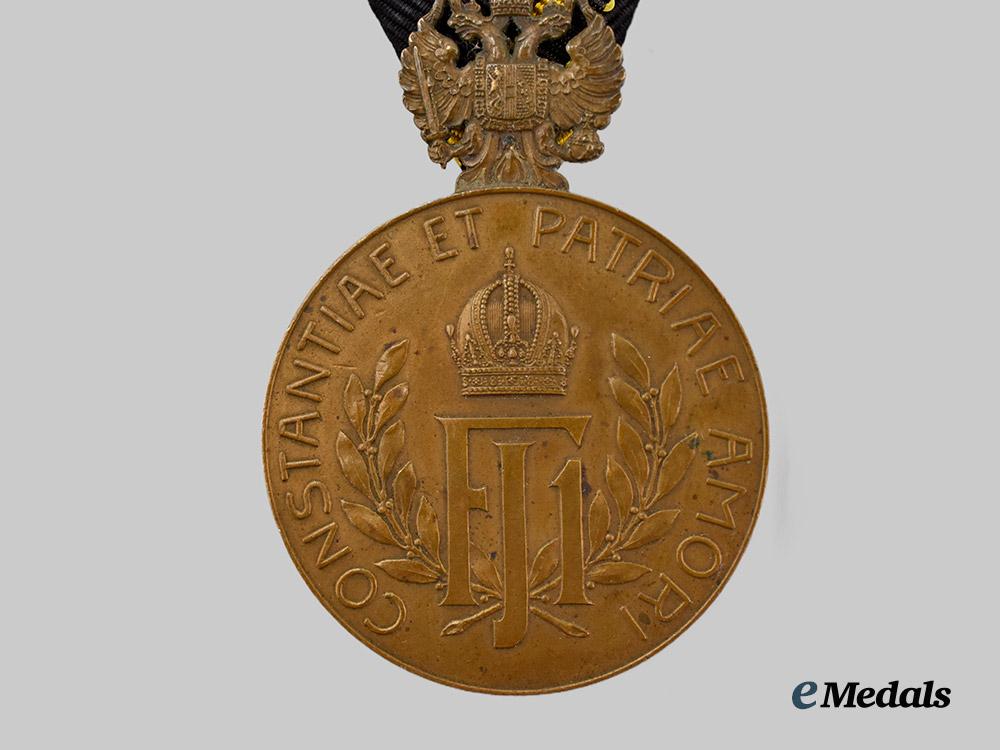 austria,_imperial._an_honour_medal_for_home_guard_meritorious_service,40_years_medal___m_n_c6953