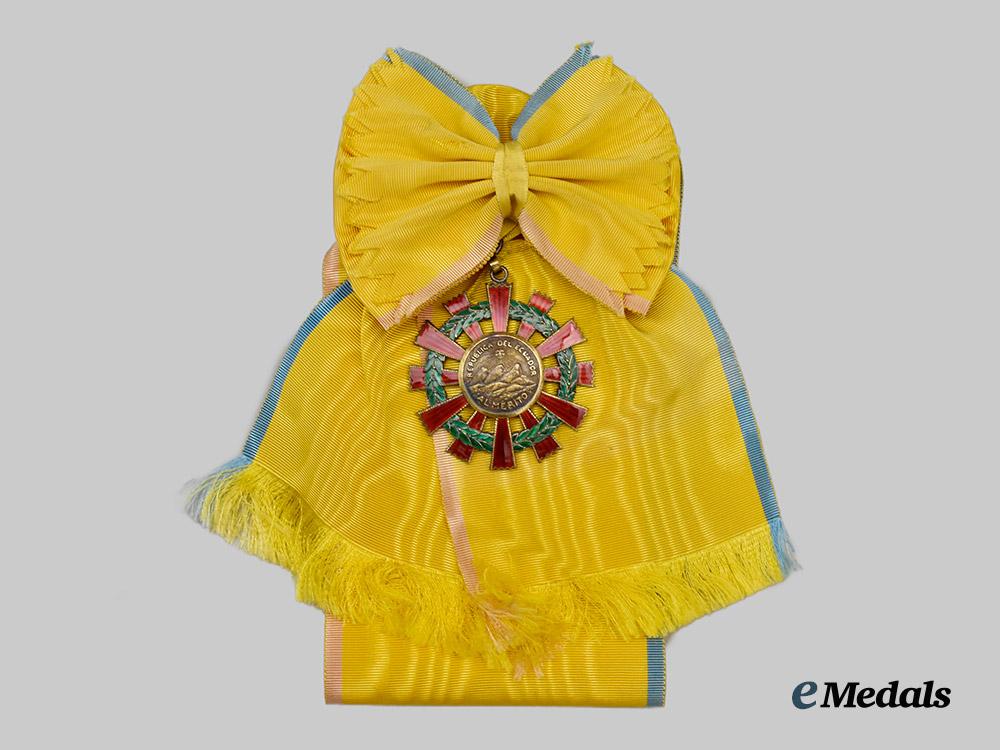 ecuador,_republic._a_national_order_of_merit,_grand_cross_set___m_n_c6981