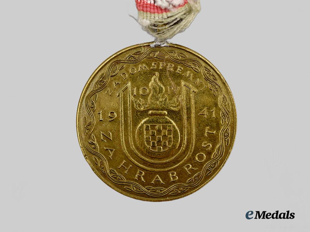 croatia,_independent_state._an_ante_pavelić_bravery_medal,_bronze_grade___m_n_c7023