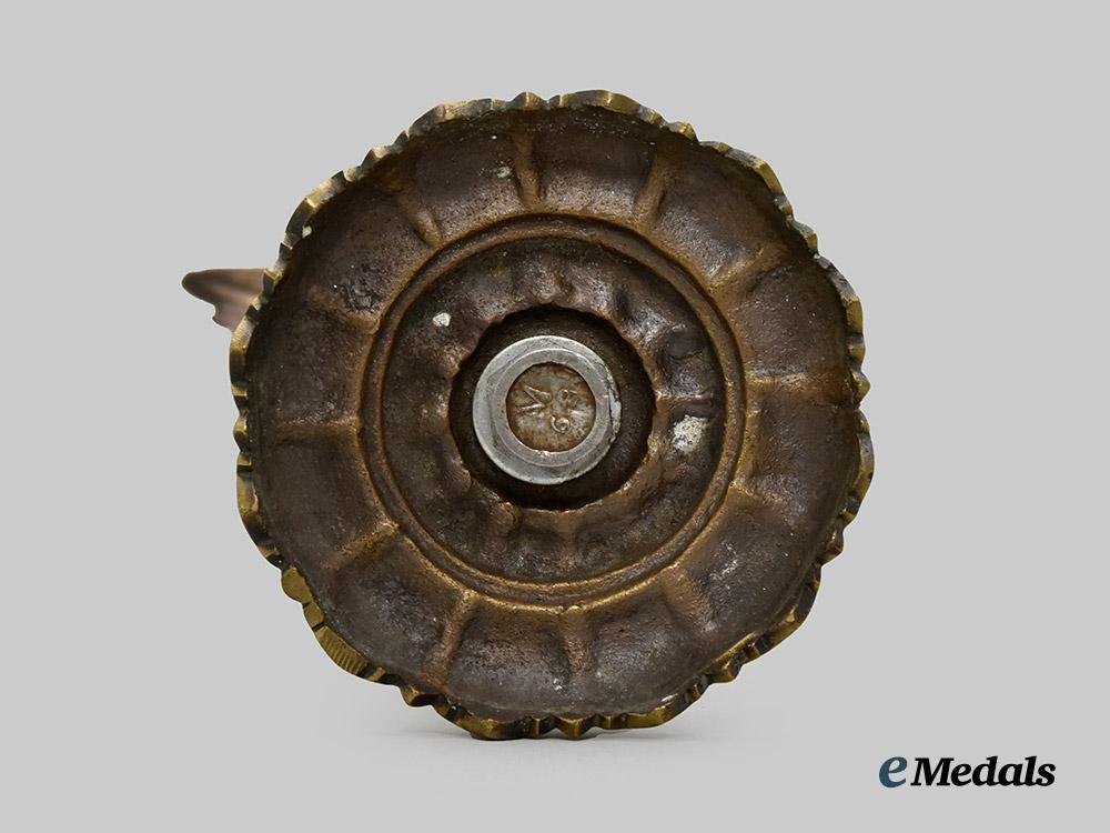 germany,_third_reich._a_patriotic_desk_ornament___m_n_c7030