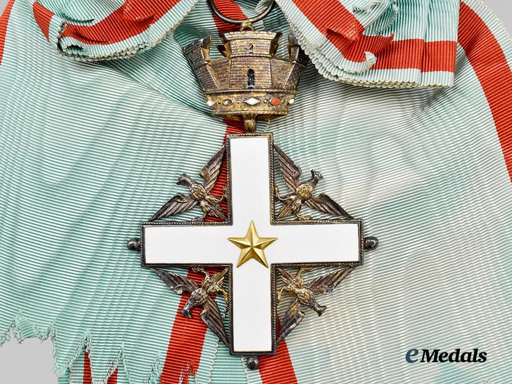 italy,_republic._an_order_of_merit_of_the_italian_republic,_grand_cross_set___m_n_c7071
