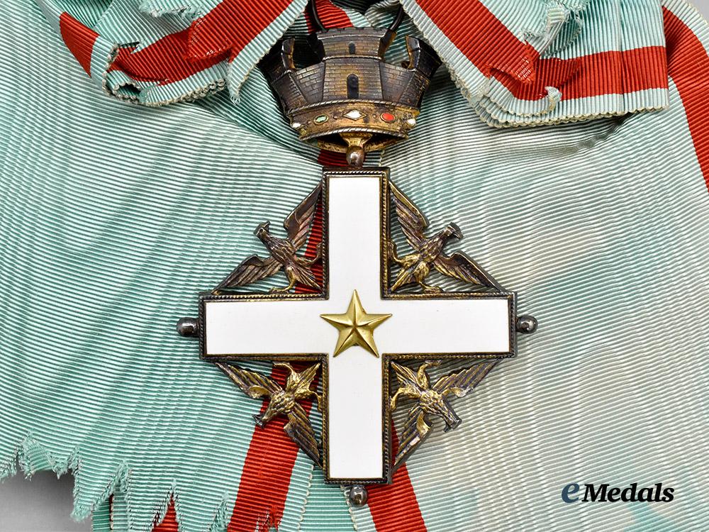 italy,_republic._an_order_of_merit_of_the_italian_republic,_grand_cross_set___m_n_c7072