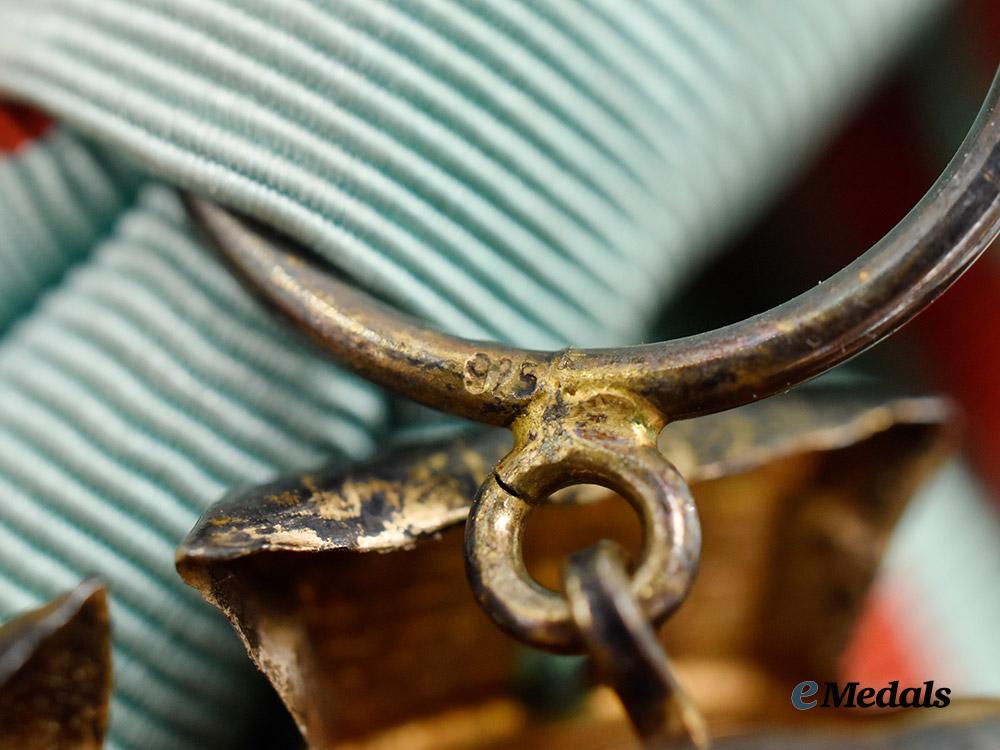 italy,_republic._an_order_of_merit_of_the_italian_republic,_grand_cross_set___m_n_c7076