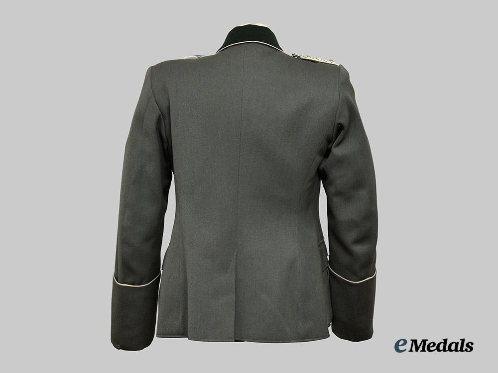 germany,_heer._an_infantry_hauptmann_piped_service_tunic,_unit-_attributed_example___m_n_c7097