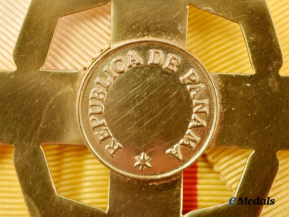 panama._an_order_of_manuel_amador_guerrero,_grand_cross___m_n_c7125