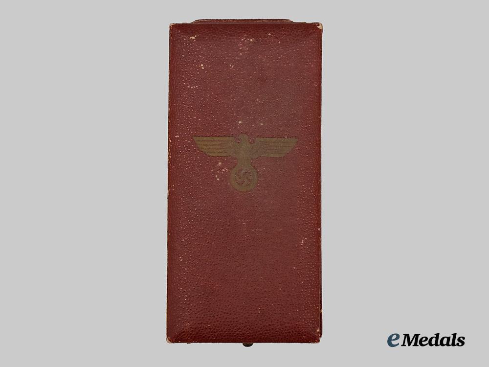 germany,_third_reich._a_sudetenland_medal,_with_prague_castle_bar_and_case___m_n_c7225