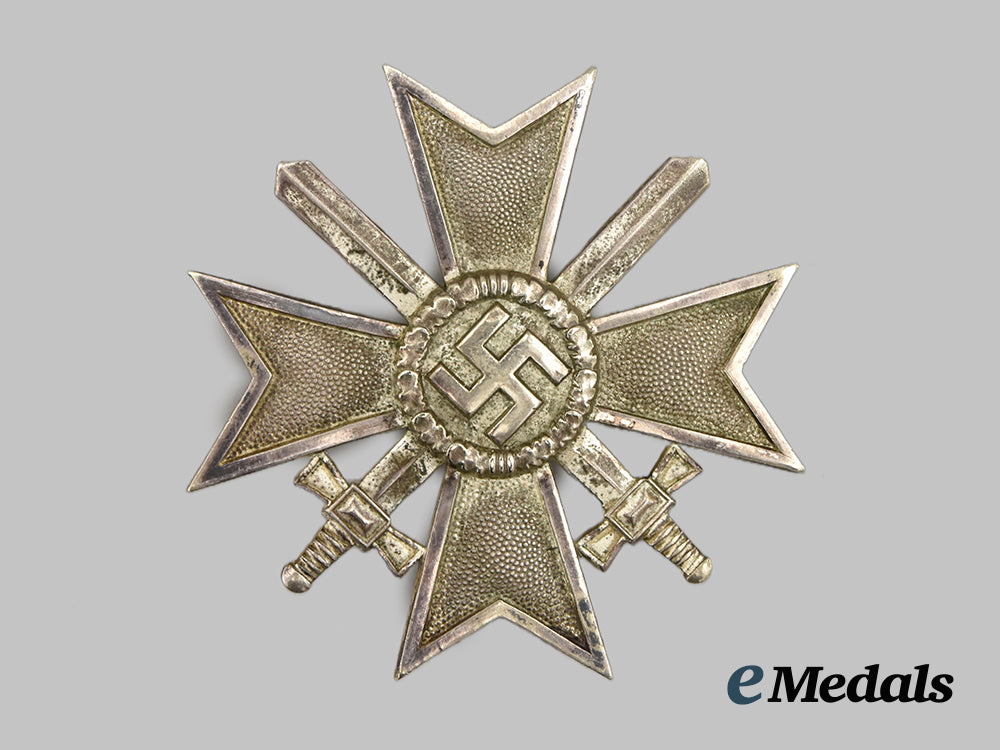 germany,_wehrmacht._a_war_merit_cross,_i_class_with_swords_and_case,_by_julius_bauer&_söhne___m_n_c7258