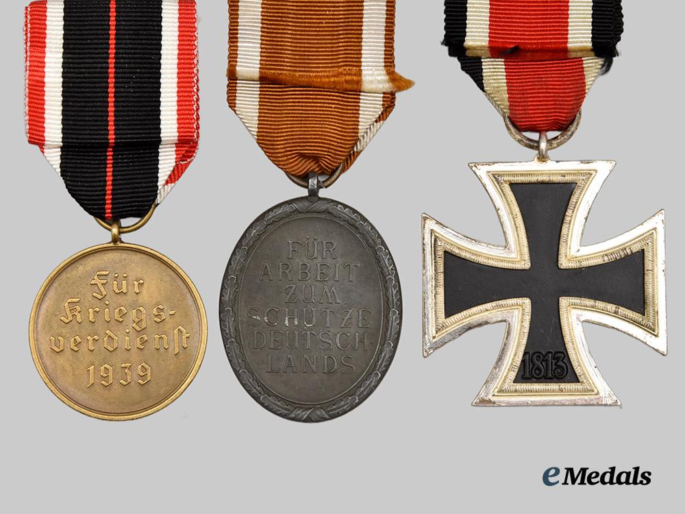 germany,_wehrmacht._a_mixed_lot_of_awards___m_n_c7429