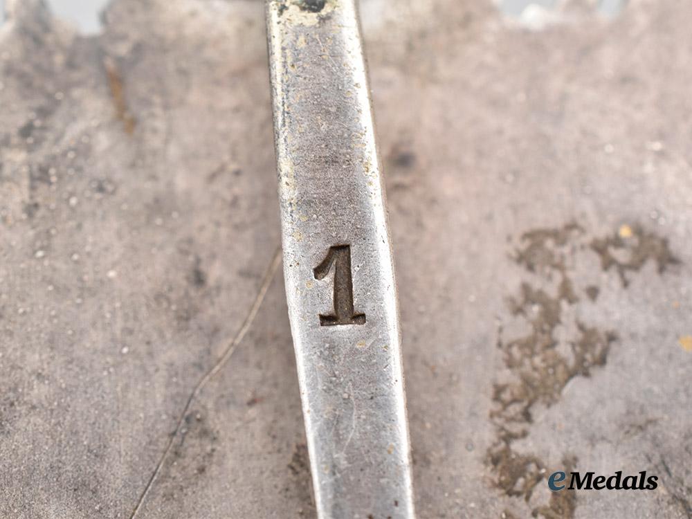 germany,_wehrmacht._a_german_cross_in_gold,_heavy_version,_by_deschler&_sohn___m_n_c7455