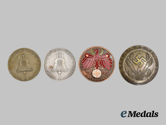 germany,_third_reich._a_mixed_lot_of_badges_and_medals___m_n_c7458