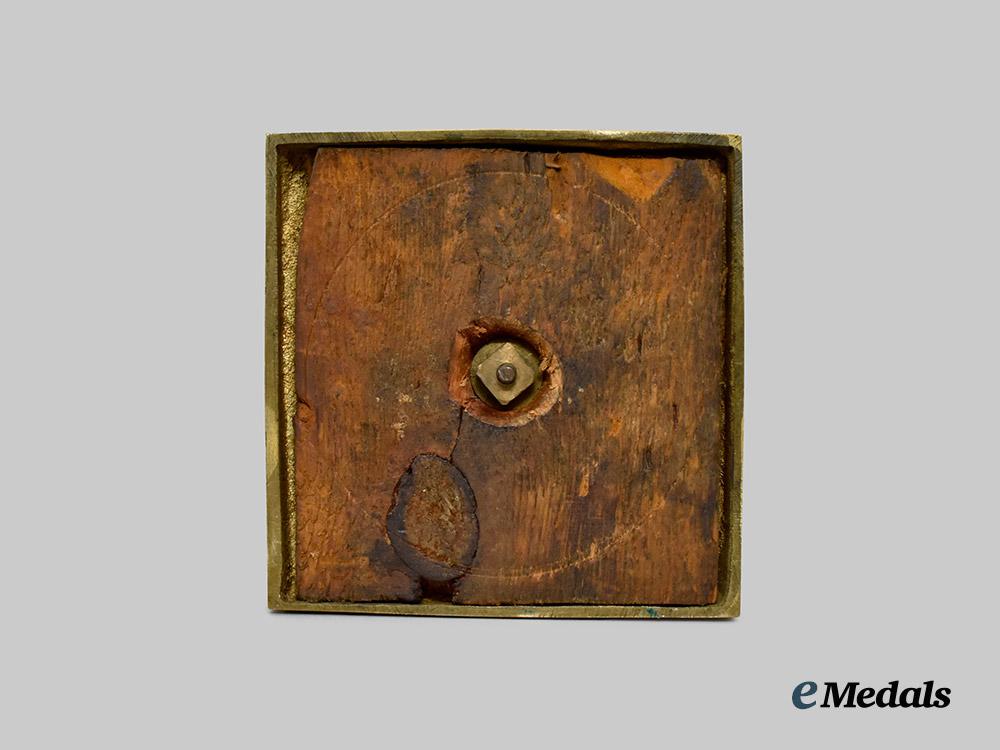 france,_republic._a_napoleon_statue,_with_commemorative_plate___m_n_c7527