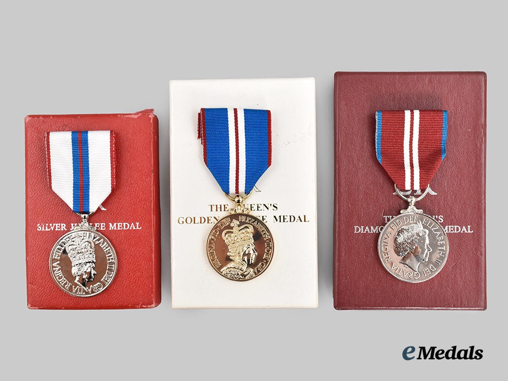 united_kingdom._a_set_of_three_queen_elizabeth_jubilee_medals.___m_n_c7611