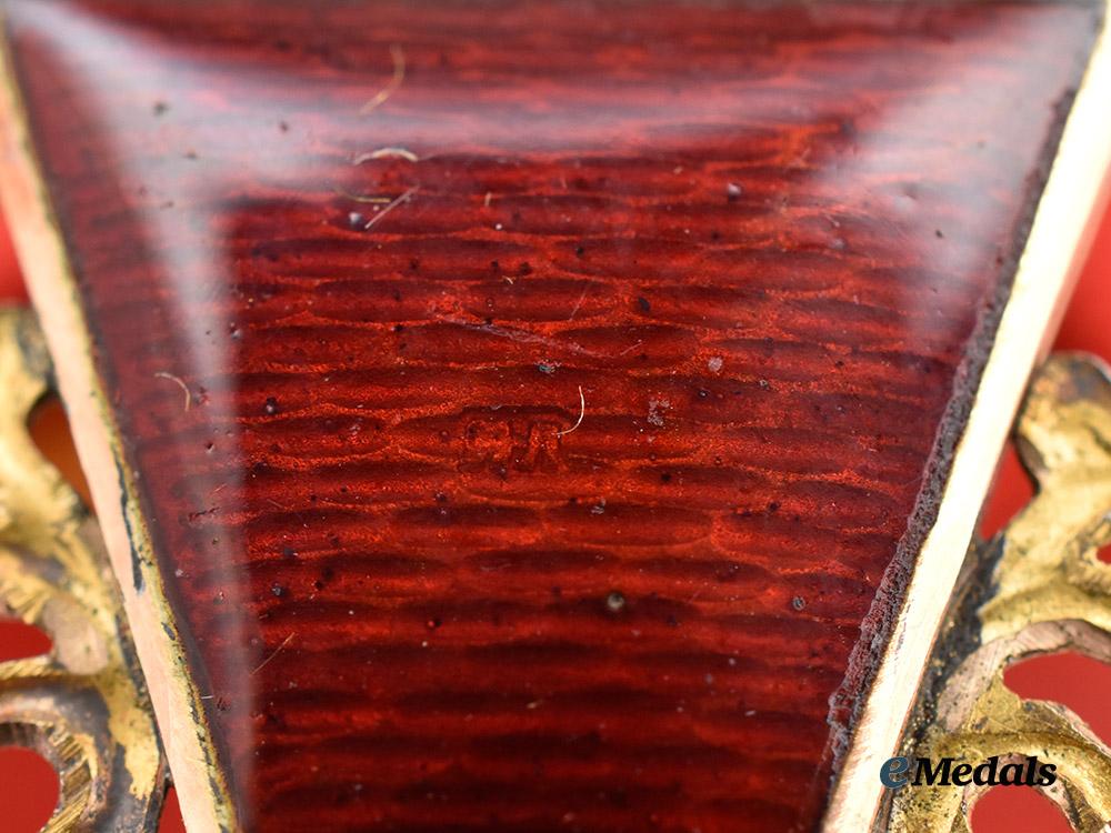 russia,_imperial._an_order_of_st._anne,_i_i_class_in_gold,_by_eduard,_c.1900___m_n_c7650