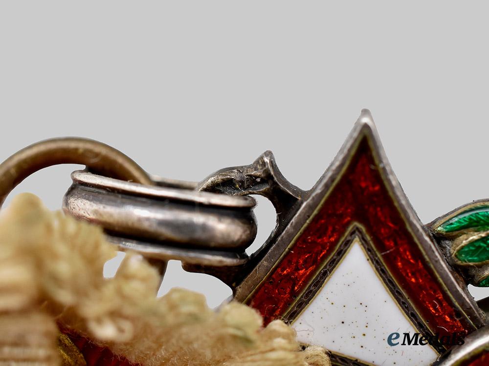 austria,_imperial._a_military_merit_cross,_i_i_i_class_with_war_decoration,_swords,_and_commemorative_date,_c.1914___m_n_c7674