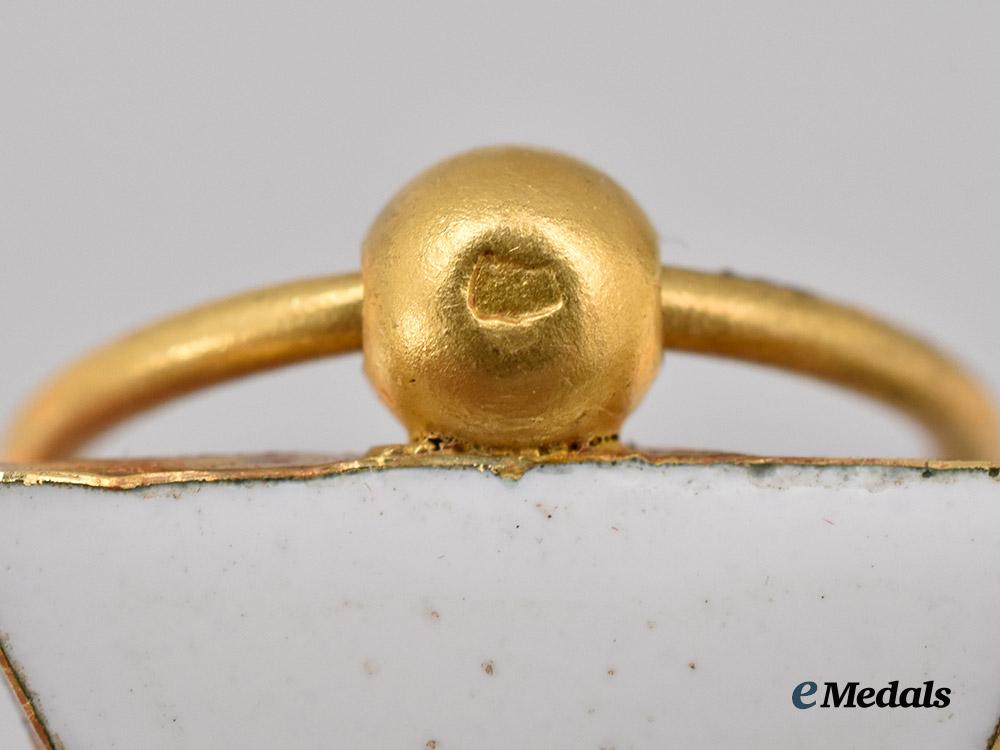 luxembourg,_grand_duchy._an_order_of_the_oak_crown_in_gold,_knight’s_cross,_c.1900___m_n_c7716