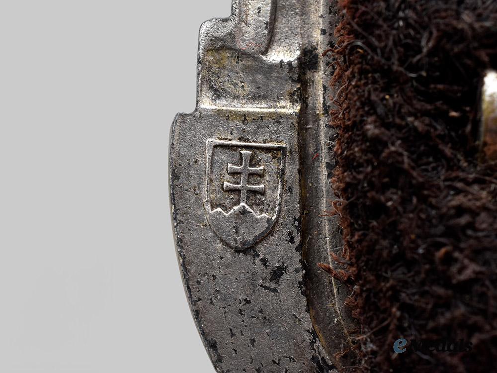 czechoslovakia,_first_republic;_slovakia,_first_republic._a_mixed_lot_of_badges___m_n_c7730