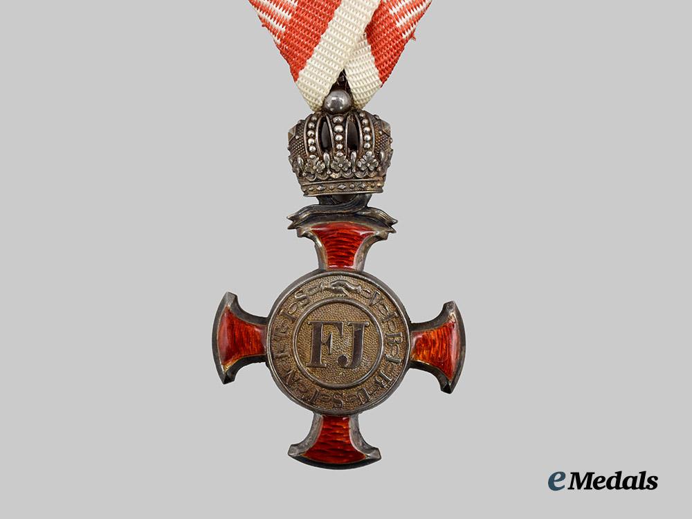 austria,_imperial._an1849_merit_cross,_i_i_i_class_with_case,_by_v._mayer___m_n_c7808