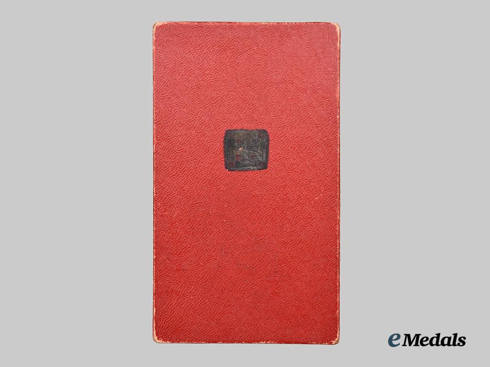 austria,_republic._a_decoration_of_honour_for_services_to_the_republic,_gold_medal___m_n_c7812