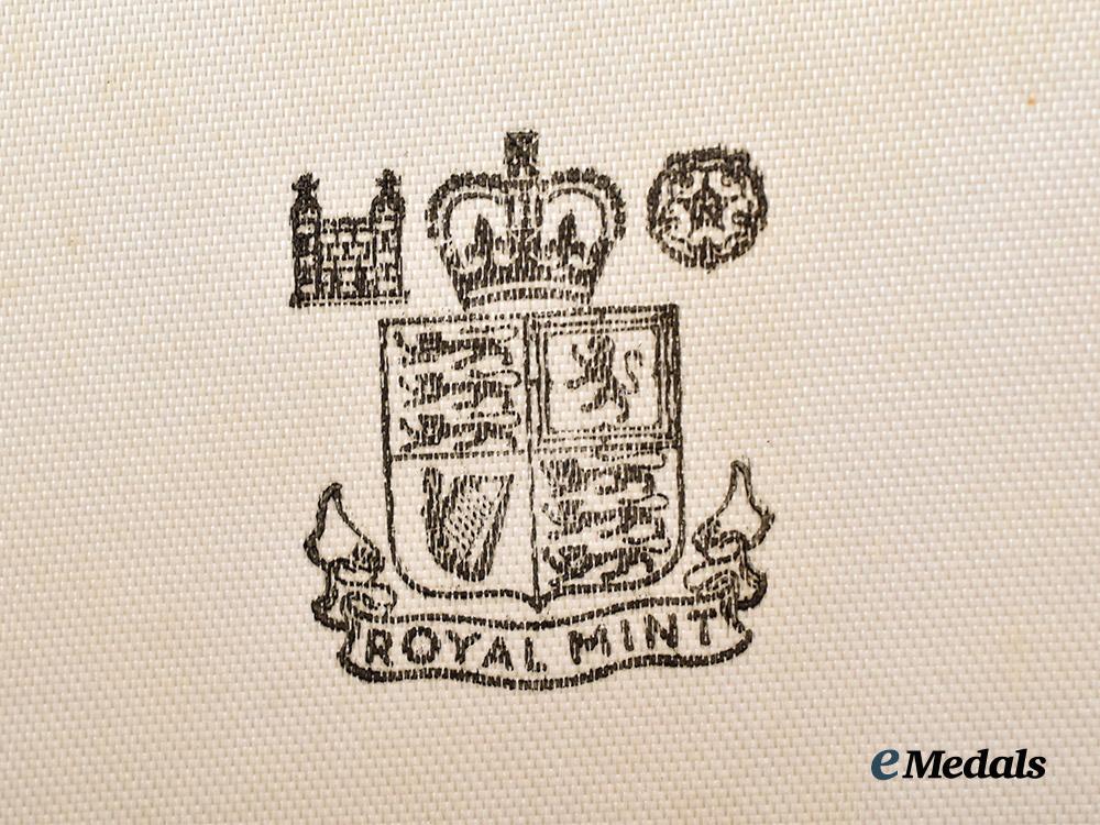united_kingdom._an_order_of_the_british_empire,_military_division,_member_for_ladies,_in_case___m_n_c7815