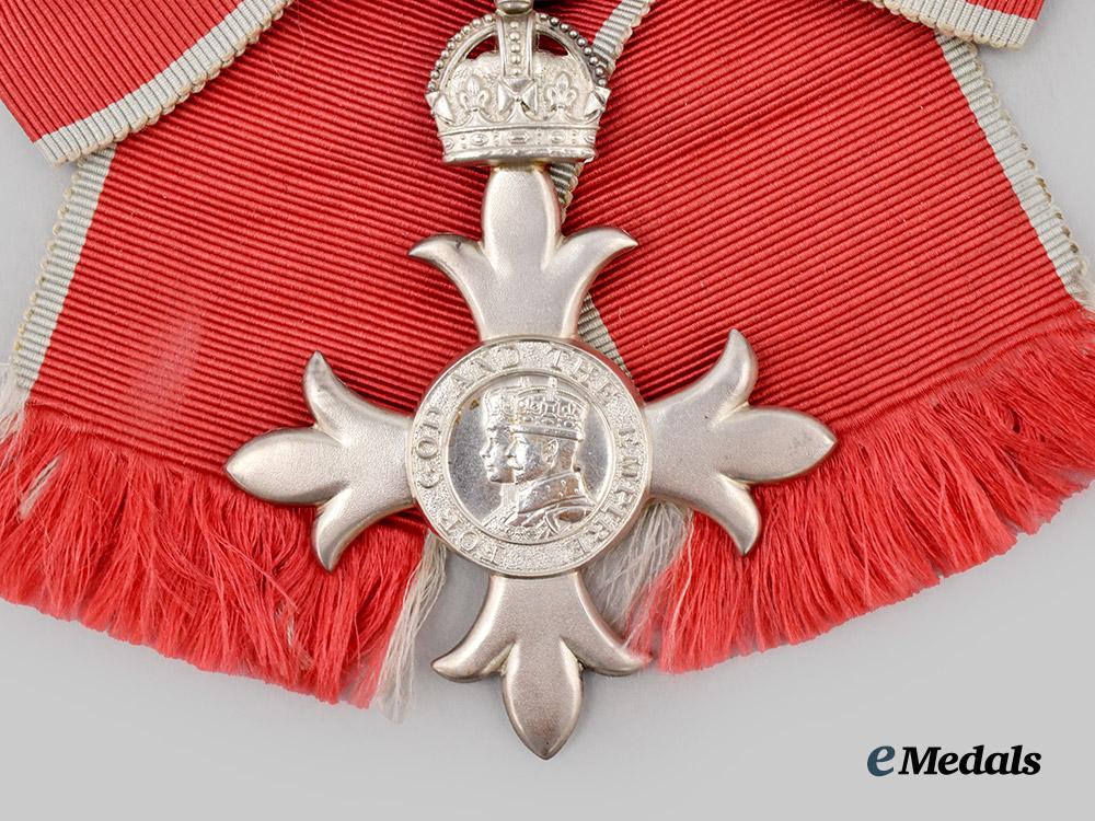 united_kingdom._an_order_of_the_british_empire,_military_division,_member_for_ladies,_in_case___m_n_c7820