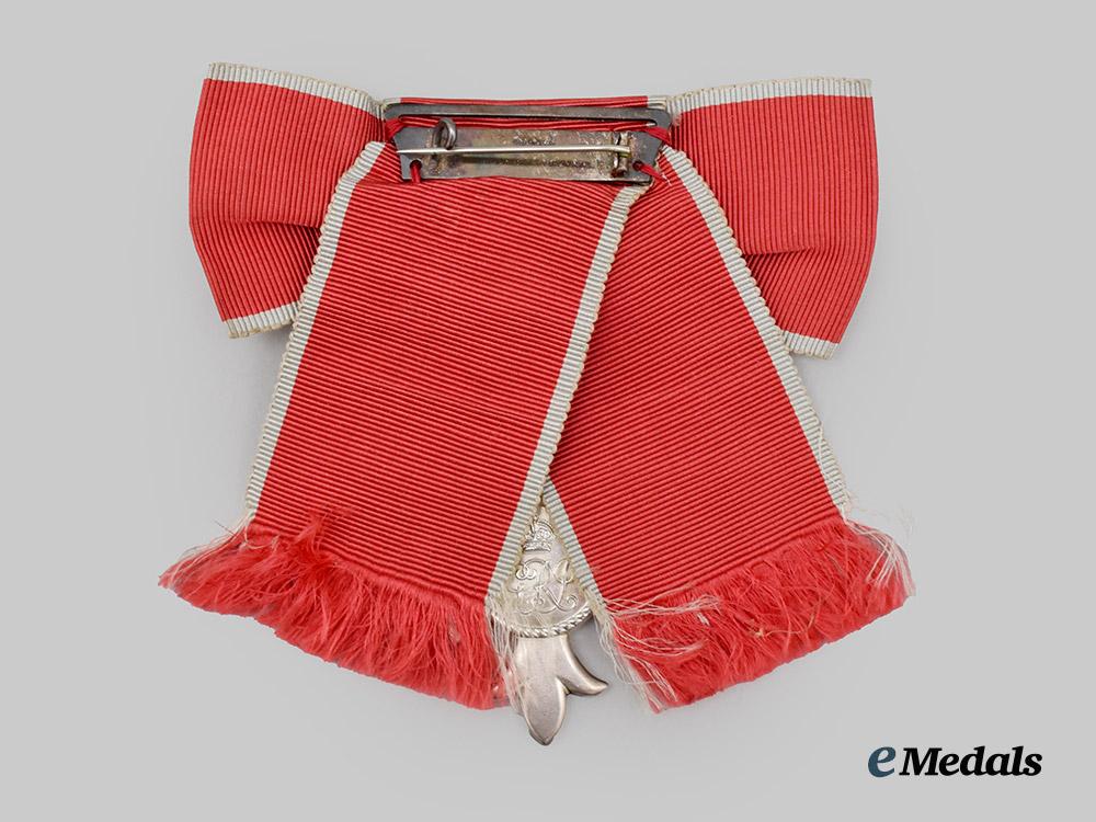 united_kingdom._an_order_of_the_british_empire,_military_division,_member_for_ladies,_in_case___m_n_c7821