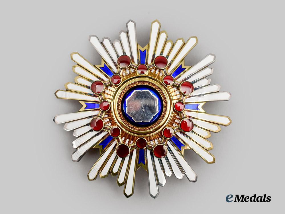 japan,_imperial._an_order_of_the_sacred_treasure,_i_i_class_star_in_case___m_n_c7875