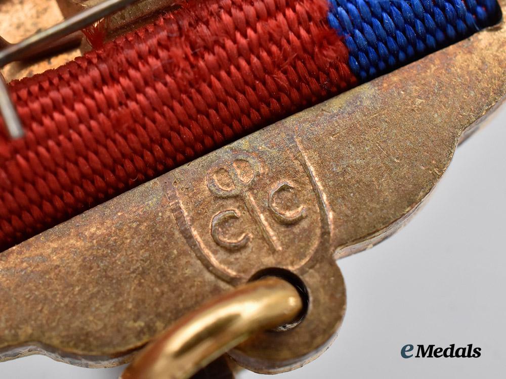 russia,_soviet_union._a_k_g_b(_committee_for_state_security)&_parachutist_proficiency_badge___m_n_c7892