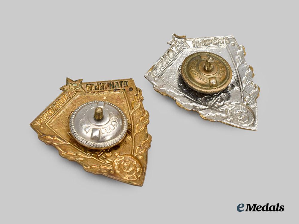 russia,_soviet_union._a_lot_of_two_border_guard_proficiency_badges,_by_the_moscow_mint,_c.1955___m_n_c7907