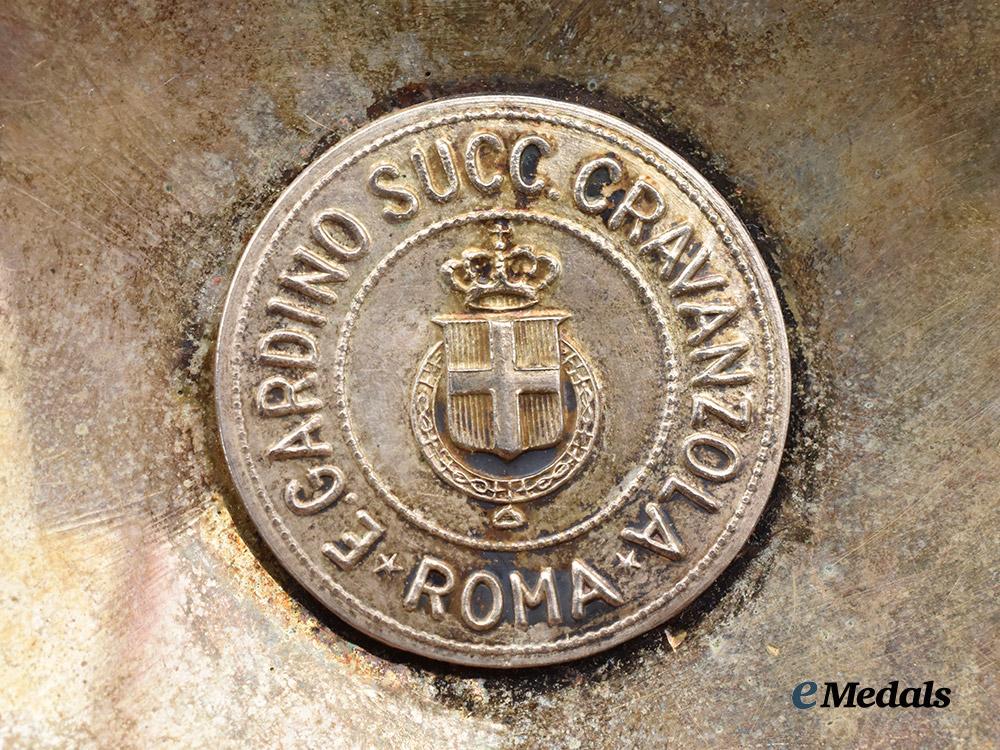 italy,_kingdom._a_cased_order_of_the_crown_of_italy_in_gold,_grand_officer,_complete_set._c.1920___m_n_c7986