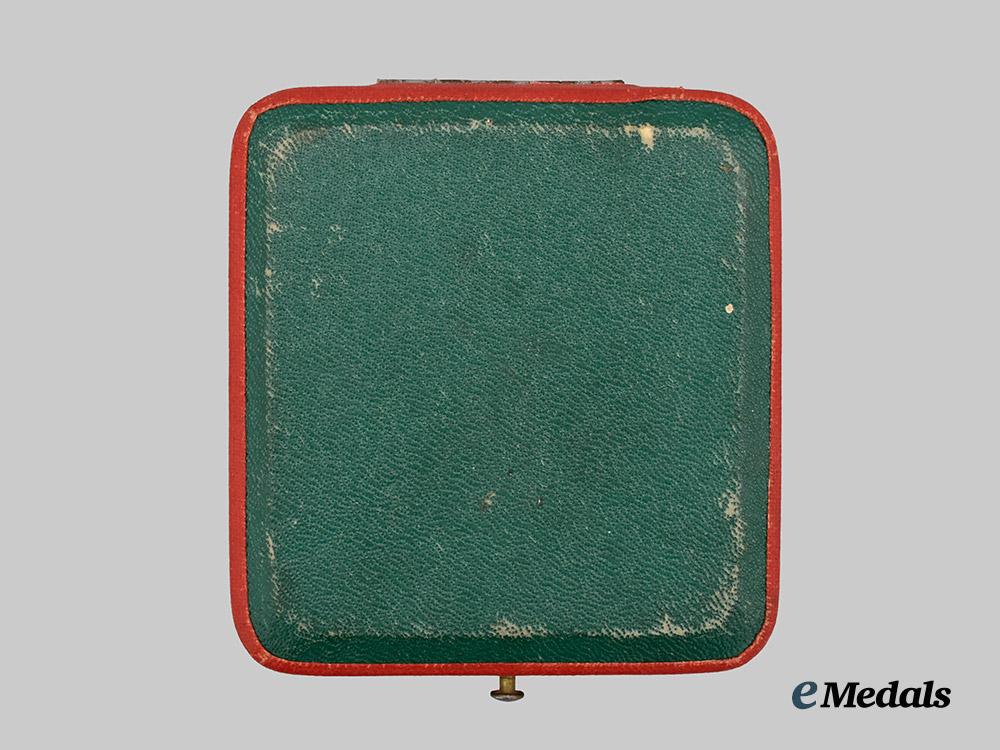 hungary,_kingdom._an_order_of_the_red_cross,_merit_cross_case___m_n_c8047