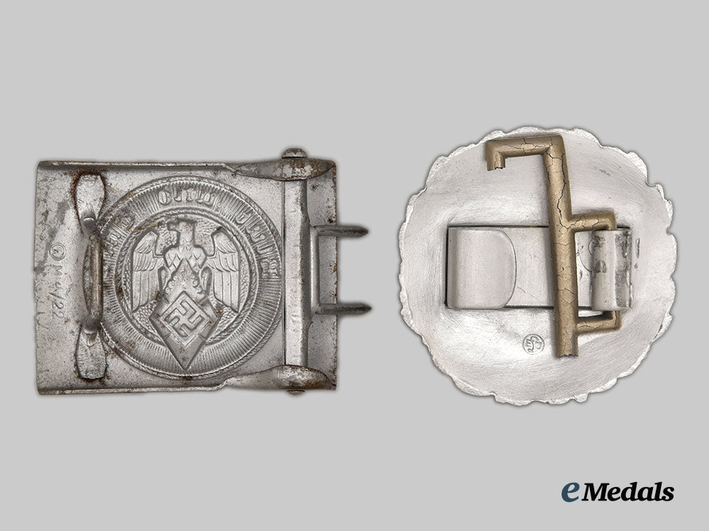 germany,_third_reich._a_pair_of_belt_buckles___m_n_c8082