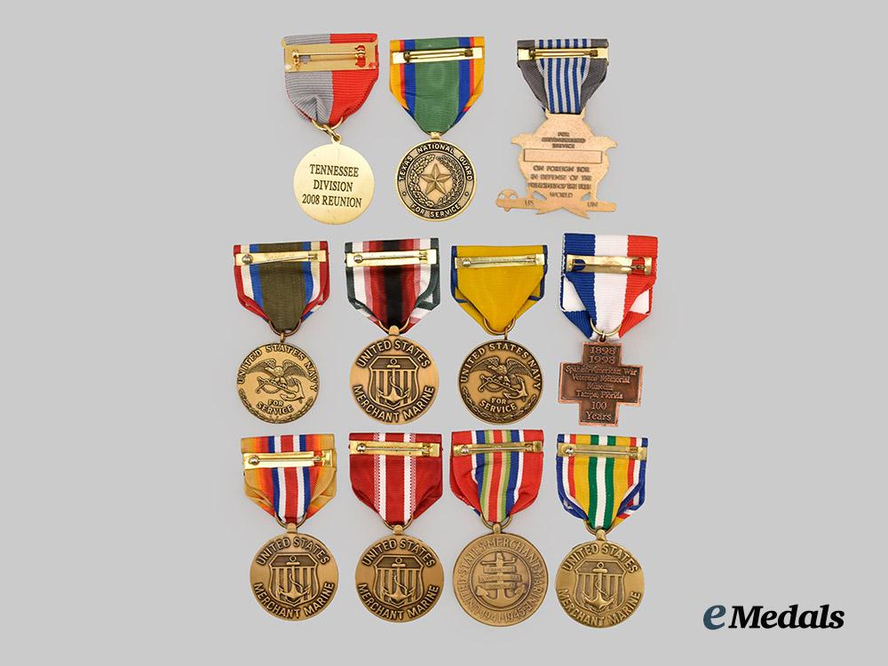 united_states._a_lot_of_eleven_u_s_campaign_and_merchant_marine_medals___m_n_c8083